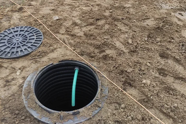 Зачем нужны дренажные колодцы и как их правильно установить?