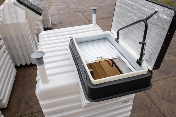 Почему пластиковые погреба популярнее традиционных в 2025 году?