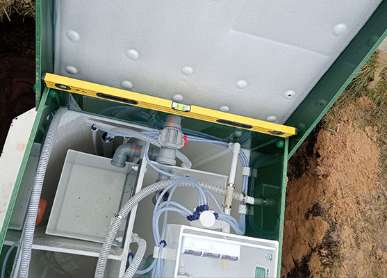 Септик с насосом: зачем нужен принудительный выброс и как он работает?